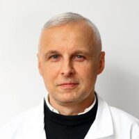 optyk szef działu sprzedaży okularów